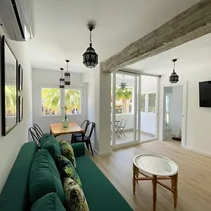 https://paris-luxury-fashion-torremolinos.1costadelsol.com