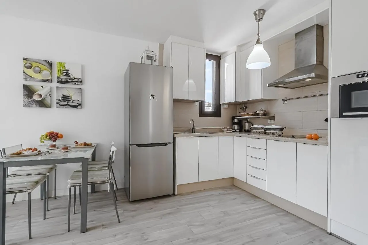 Cozy Apartments - 150 Meters From The Beach, Free Wi-Fi Playa de las Americas  Spain
